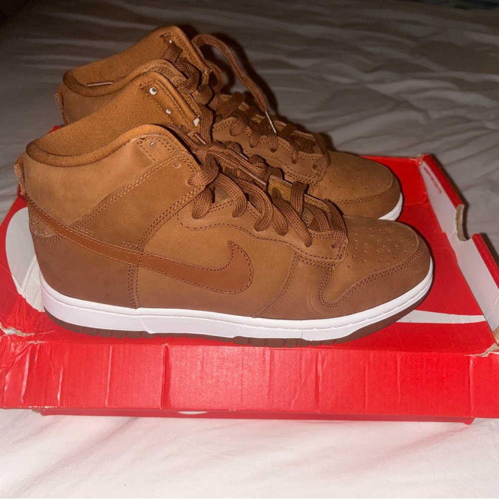 Nike Dunk High Premium Sneakers Pecan/White